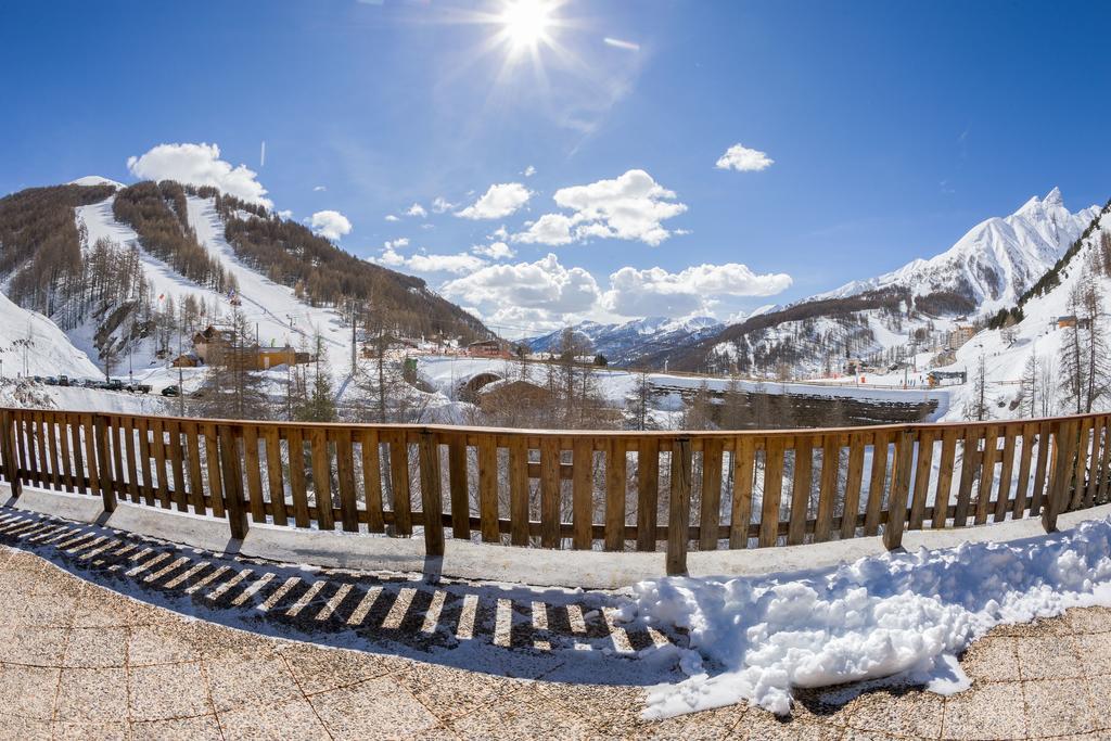 Hotel Le Sestriere Allos Exterior foto